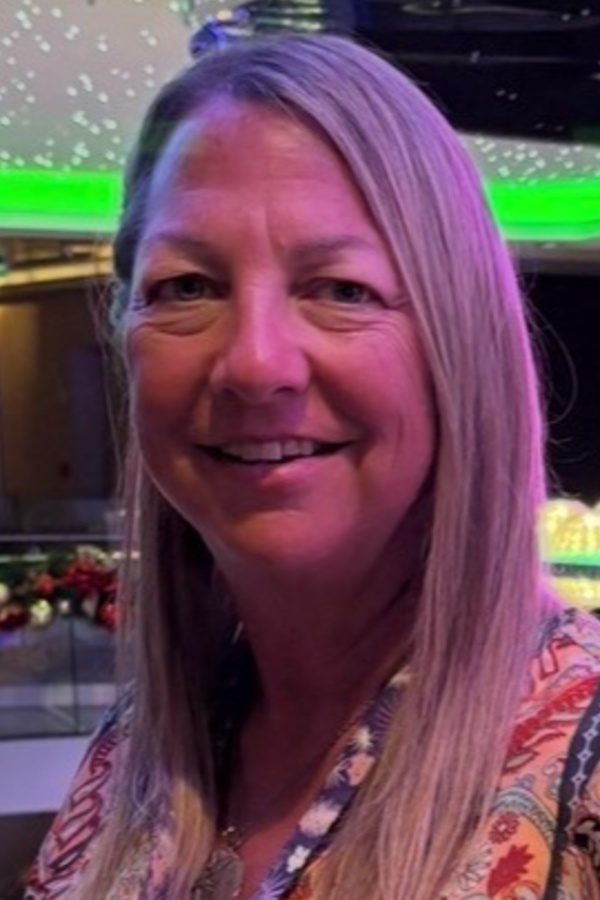 Cruise Brothers Travel Agent Denise Litchfield